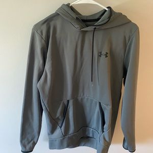 Under Armour men’s sweatshirt